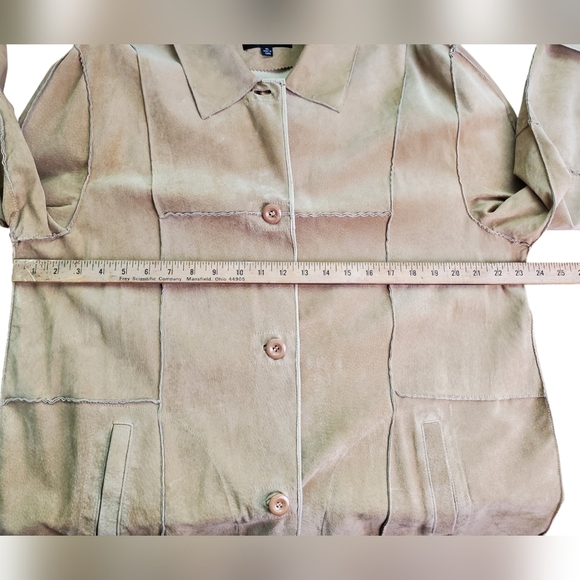 MontanaCo Tan Suede Women's Jacket. XL - Picture 9 of 11